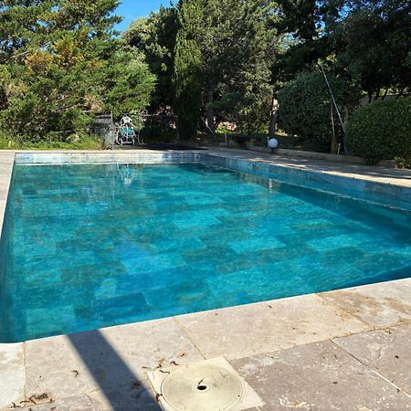 Gite 2 Chambres Avec Piscine Sernhac Exterior foto